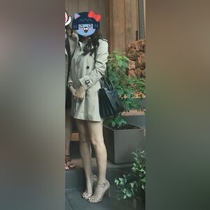 Burberry trench coat 🧥